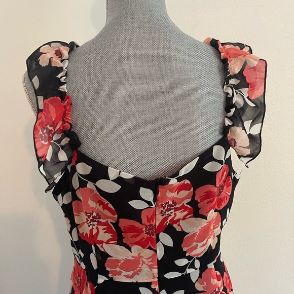 Forever 21 Black and Red Flower Dress - Picture 4 of 8